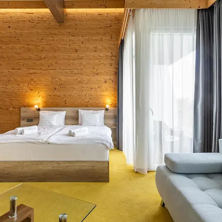 Kristaly Konferencia & Wellness 4* Ajka