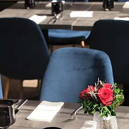 Otel Kristaly Konferencia & Wellness 4*