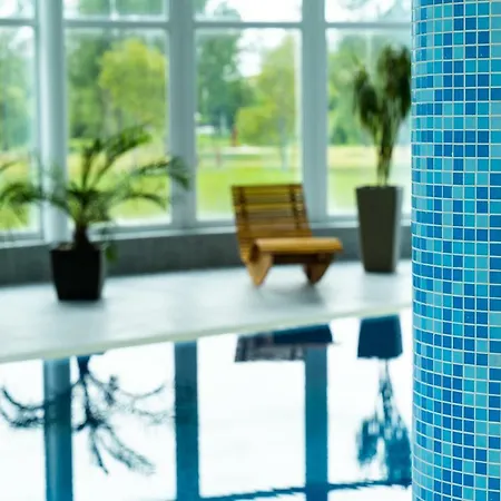 Otel Kristaly Konferencia & Wellness 4*